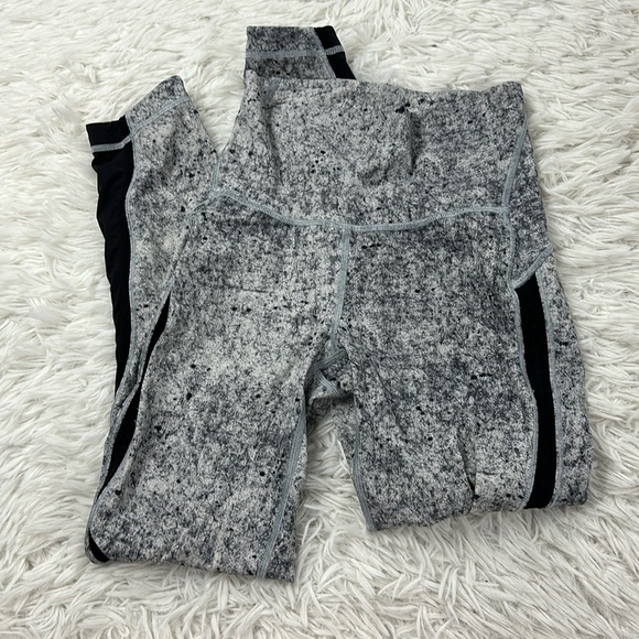 Lululemon Wunder Under Hi-Rise 7/8 Tight Awaken 25" Antiqued Alpine White Multi - Picture 1 of 4